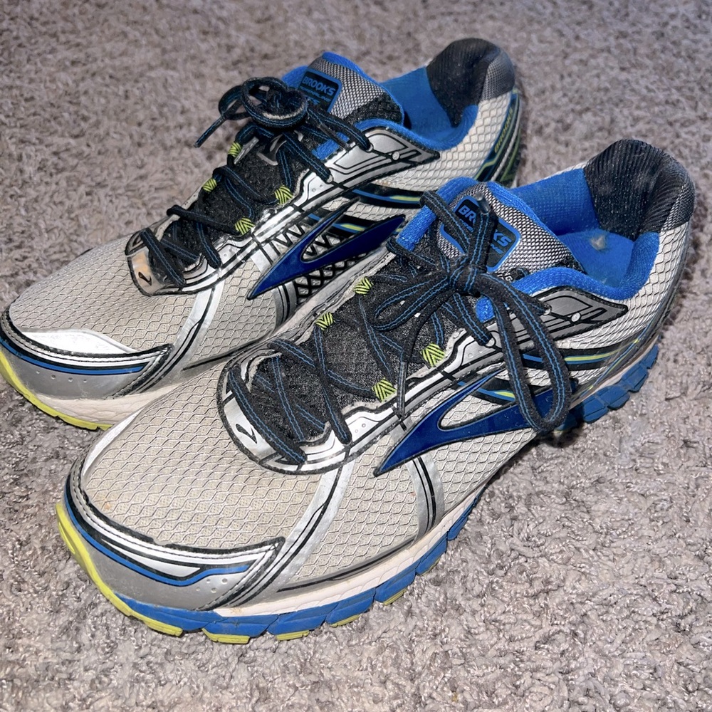 Brooks Adrenaline GTS Running Shoe